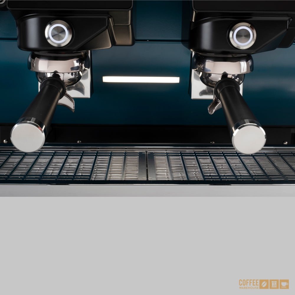 Barista Attitude Pilot SAE 2 Group Raised Espresso Machine – Blue & Black - Image 12